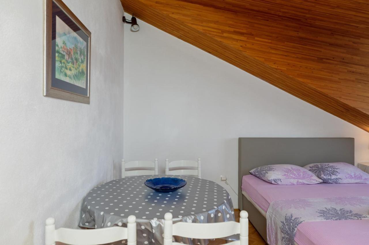 Apartments By The Sea Stanici, Omis - 19728 المظهر الخارجي الصورة